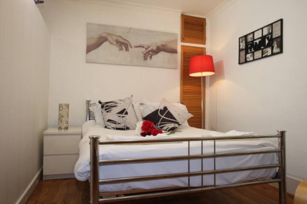 Apartasuites London Emerald Exterior photo